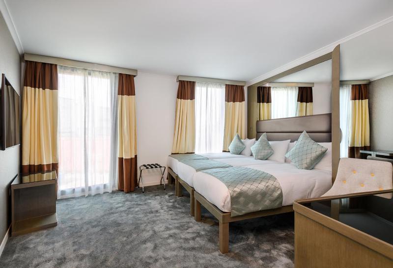 Basic Triple Room image 3