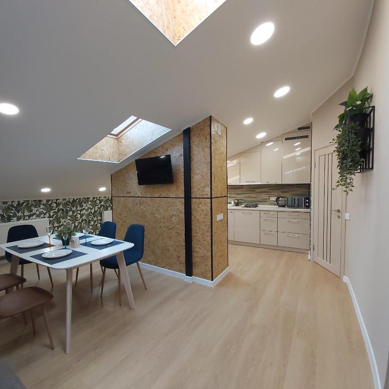 Two-Bedroom Apartment near Forum Lviv - image 8