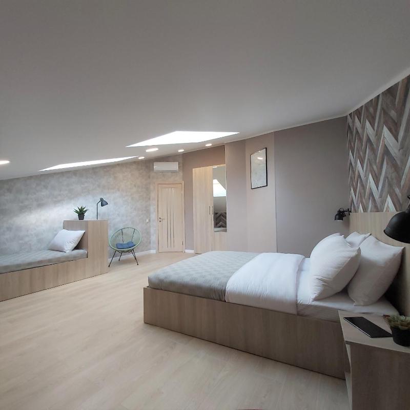Two-Bedroom Apartment near Forum Lviv - image 15