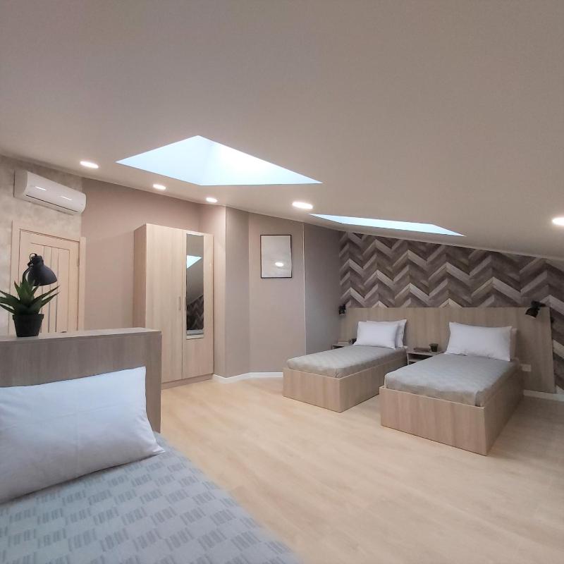 Two-Bedroom Apartment near Forum Lviv - image 11