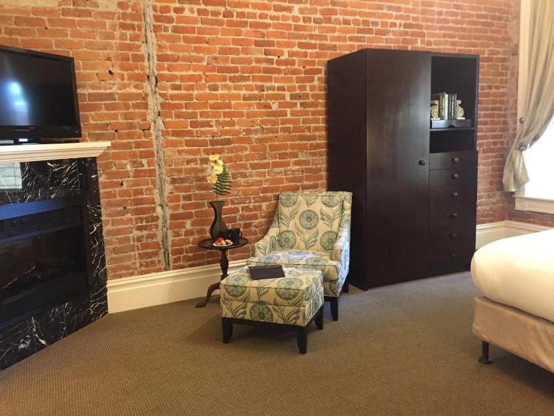 Healdsburg King image 3