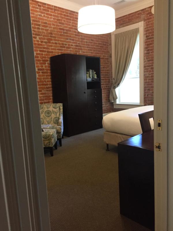 Healdsburg King image 2