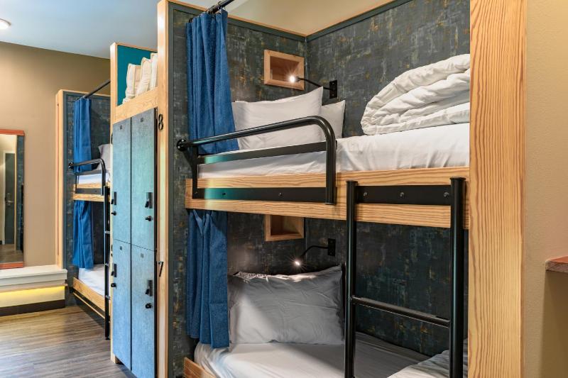 HI New Orleans Hostel - image 16