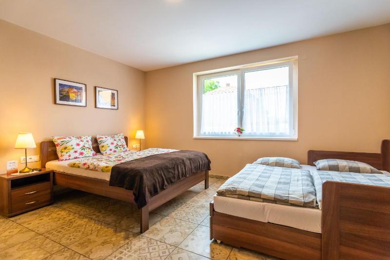 Superior Apartment image 2