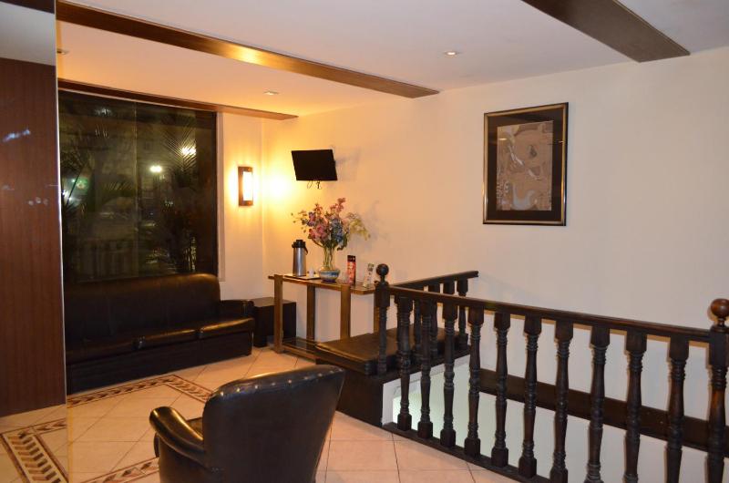 Lux Hotel - image 7