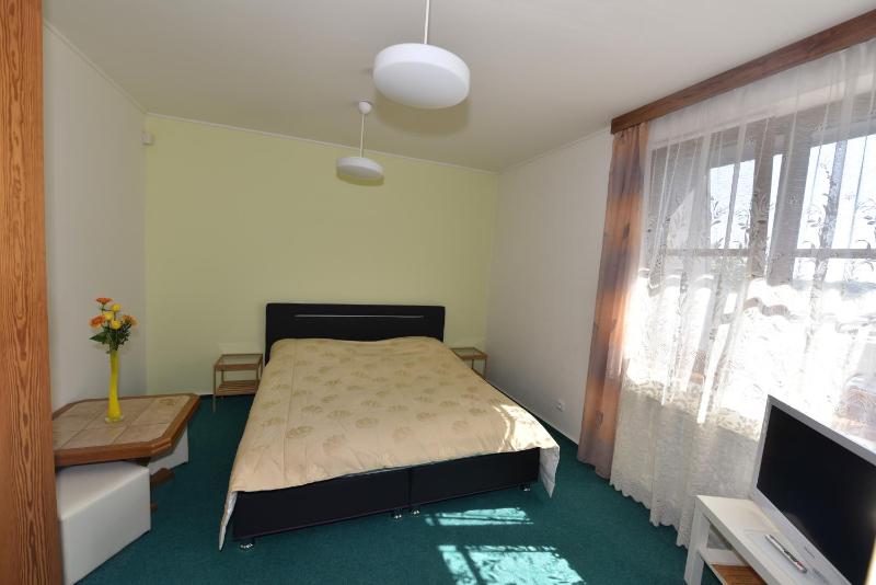 Double Room image 4
