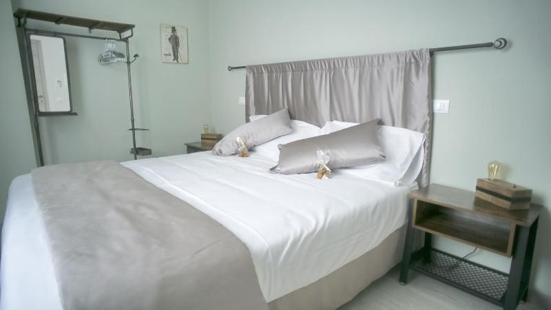Economy Double or Twin Room image 1