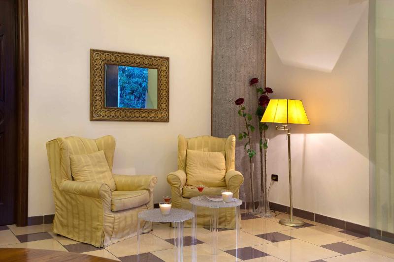 Ulisse Deluxe Hostel - image 5