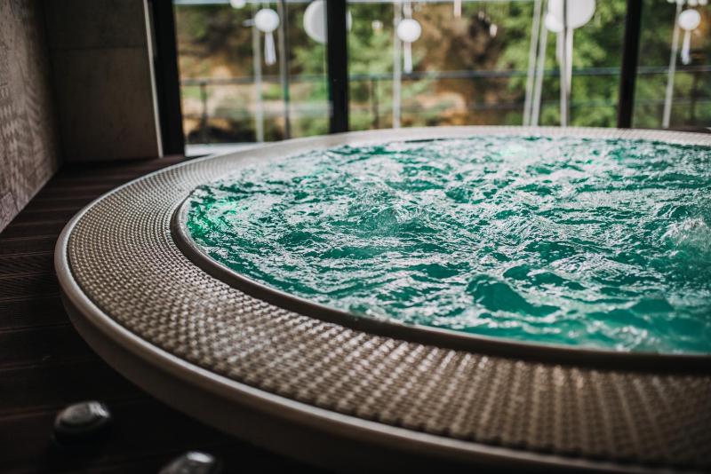 Standard Double Room with Street View image 2