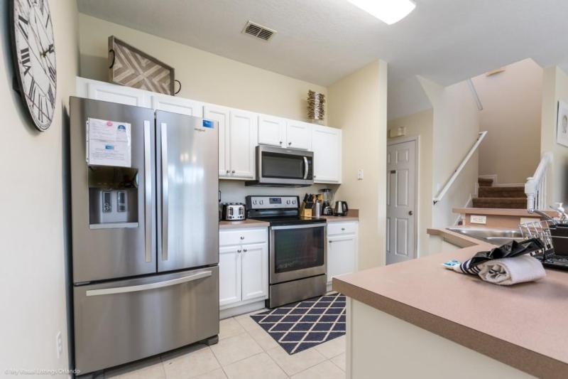 Bella Vidatown Home With Full Size Pool! Townhouse - image 10