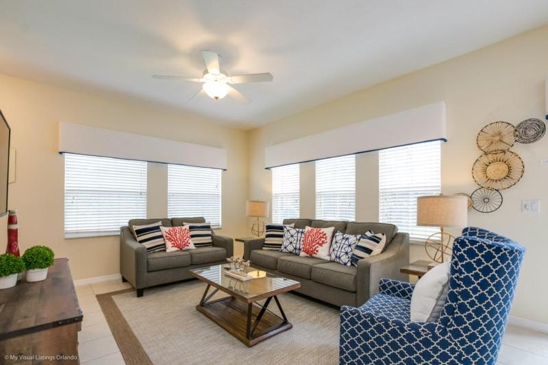 Bella Vidatown Home With Full Size Pool! Townhouse - image 28