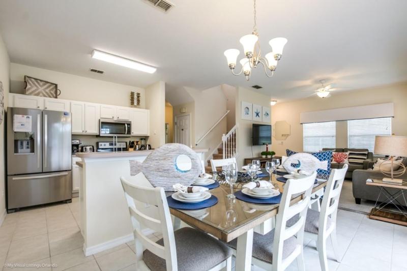 Bella Vidatown Home With Full Size Pool! Townhouse - image 17