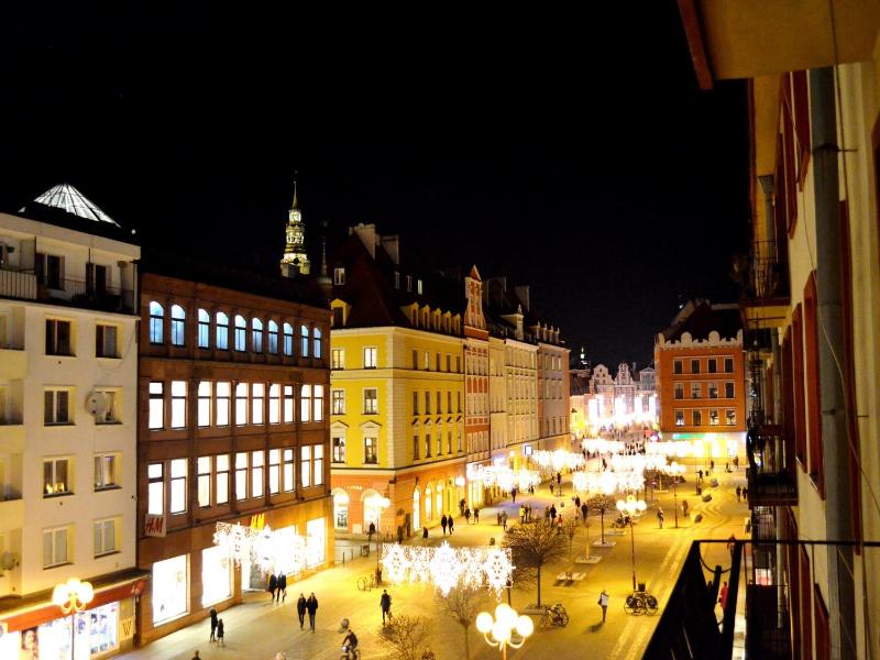 LUCKY APARTMENTS - Świdnicka Old Town - image 3