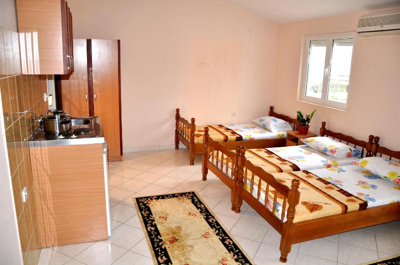 Apartments Perezaj - image 2