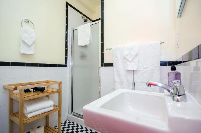 Loft Suite with Terrace image 3