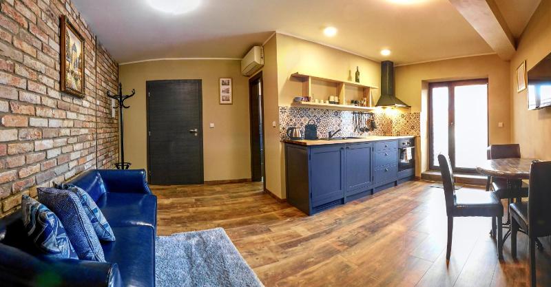 Apartment with Terrace image 3
