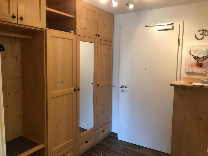 One-Bedroom Apartment image 2