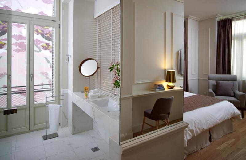 Double Room image 2