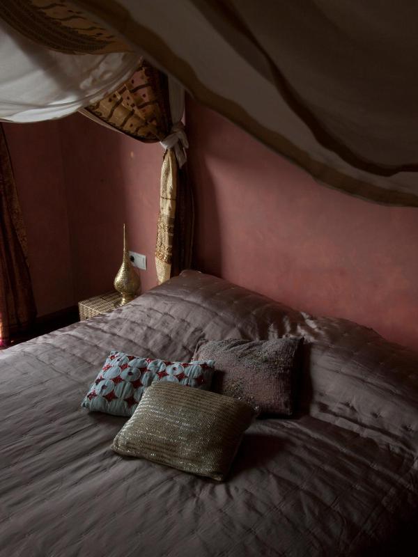 Classic Double Room image 3