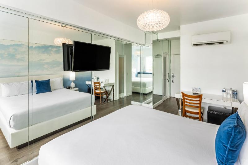 King Room - Ocean View image 4