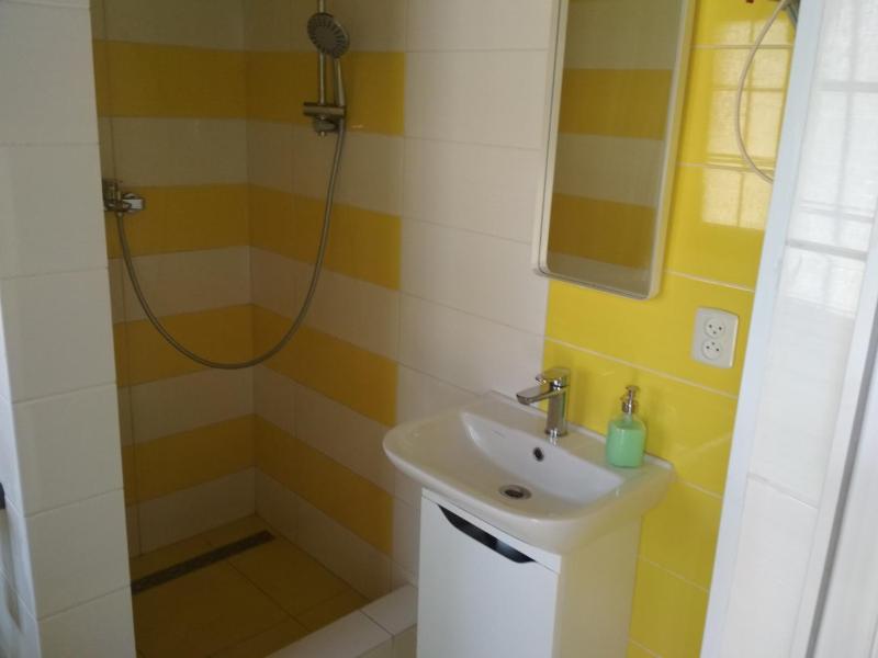 Two-Bedroom House image 4