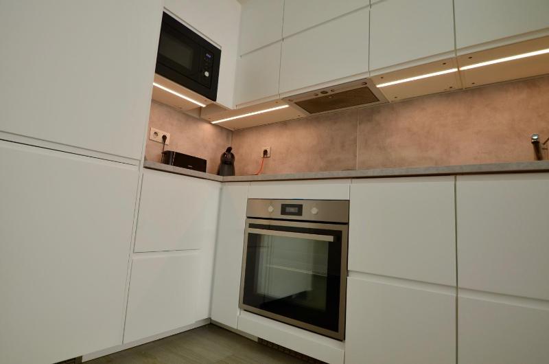 52 Luxury Pool - AC/WIFI - image 12