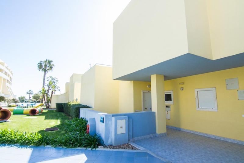 Two-Bedroom Apartment image 1