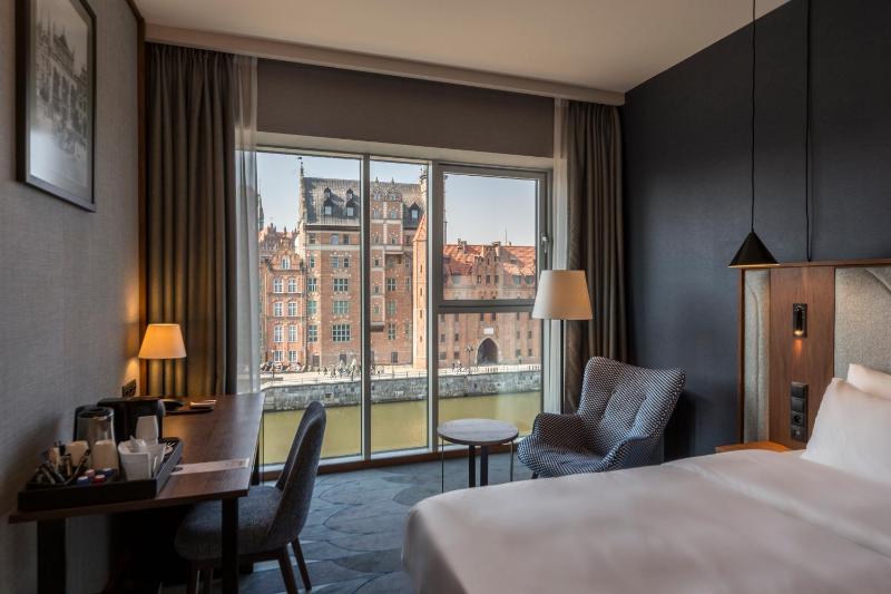 Superior Room with River view and Spa Access image 4