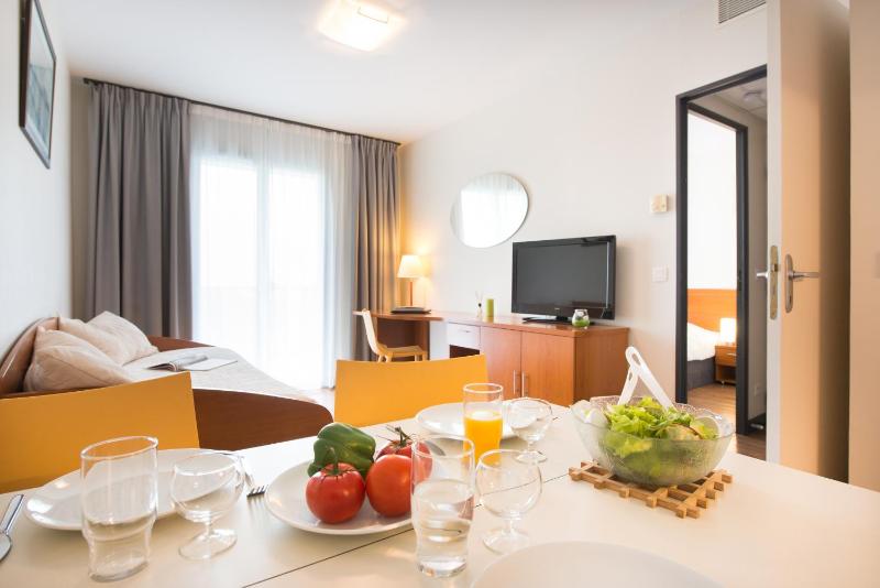 One Bedroom Apartment  image 3