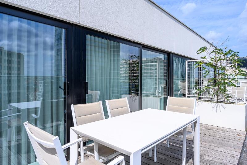 B-aparthotel Regent - image 12