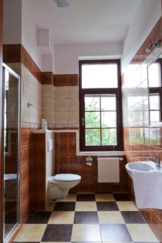Double or Twin Room with Shower image 3