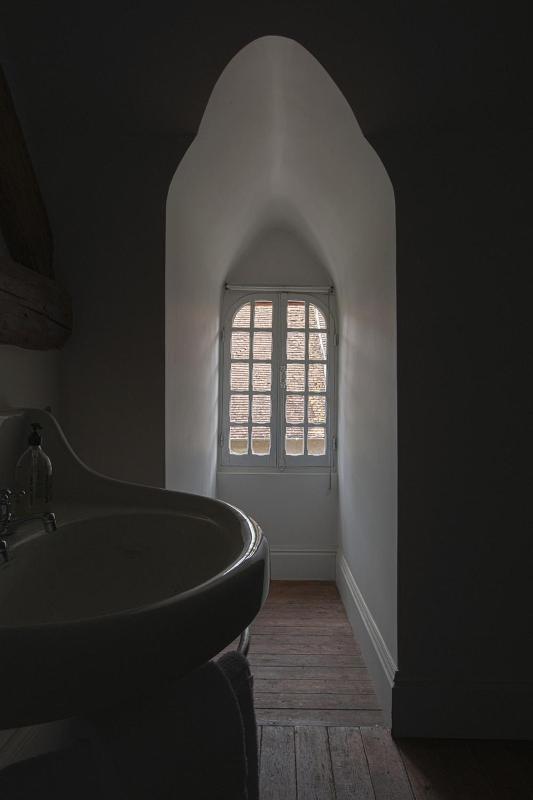 Standard Twin Room image 1