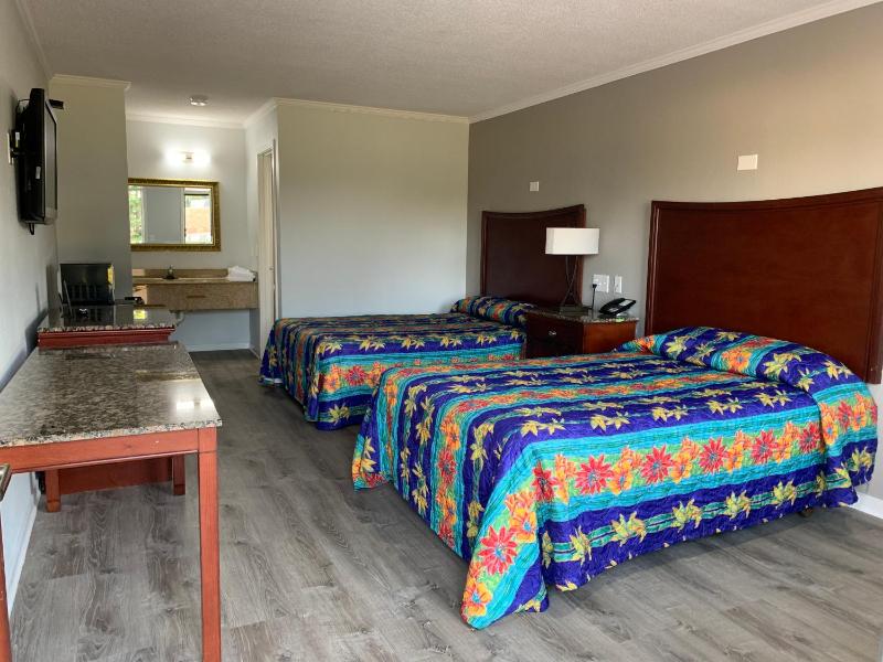Deluxe Double or Twin Room - Non-Smoking image 1