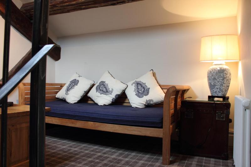 Deluxe Double Room with Bath image 3