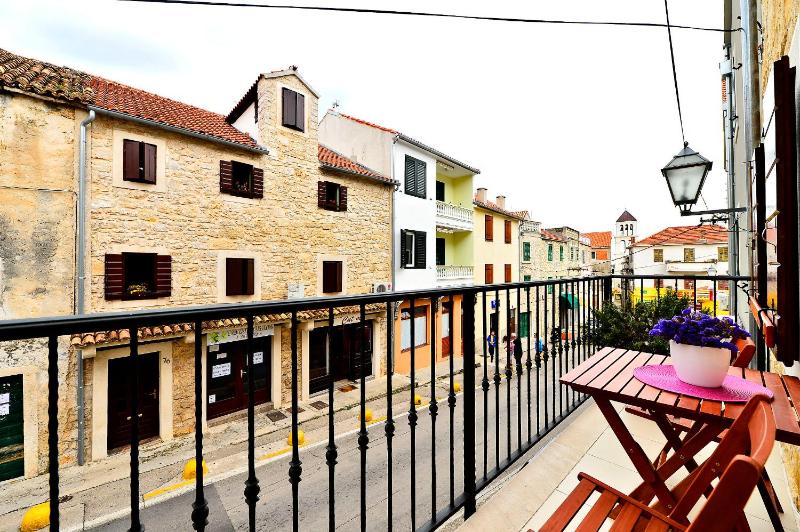 Sunny Bobica Apartments - image 14