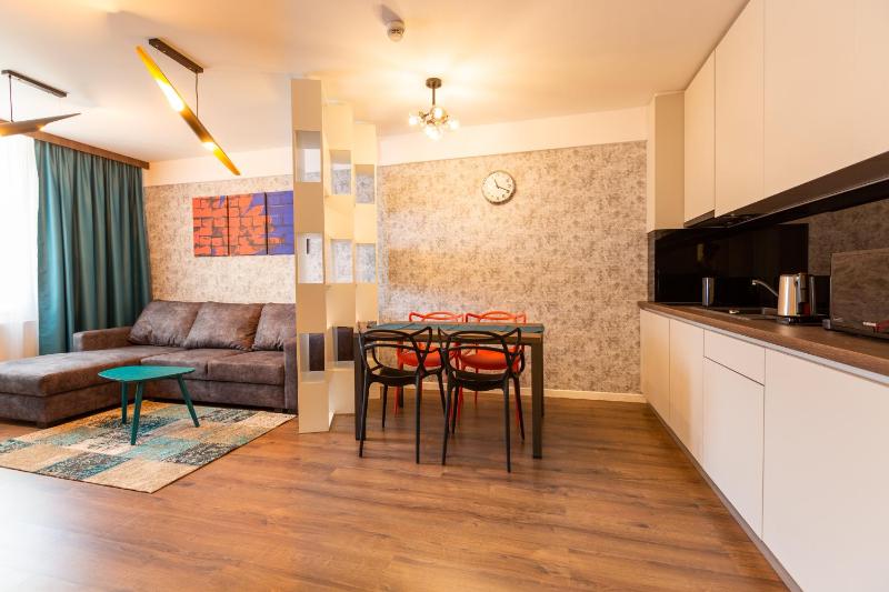 Bach Apartments - image 11