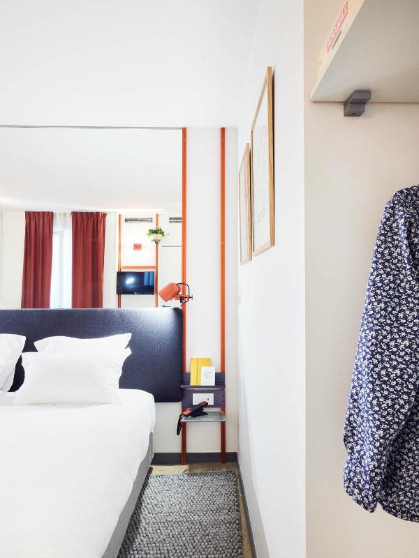 Superior Double Room image 3