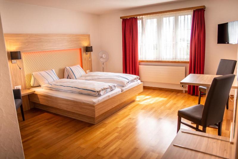 Single Room image 4