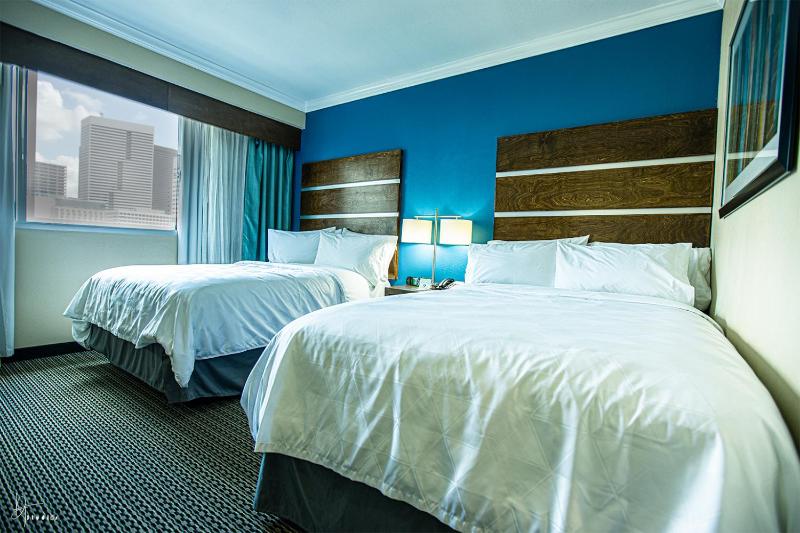 Standard Double Room with Two Double Beds image 1