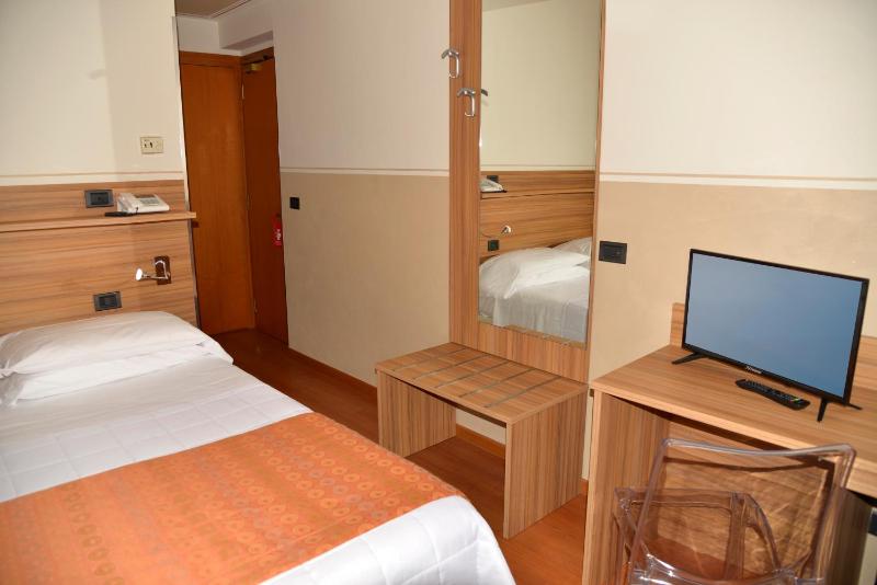 Hotel Amadeus - image 4