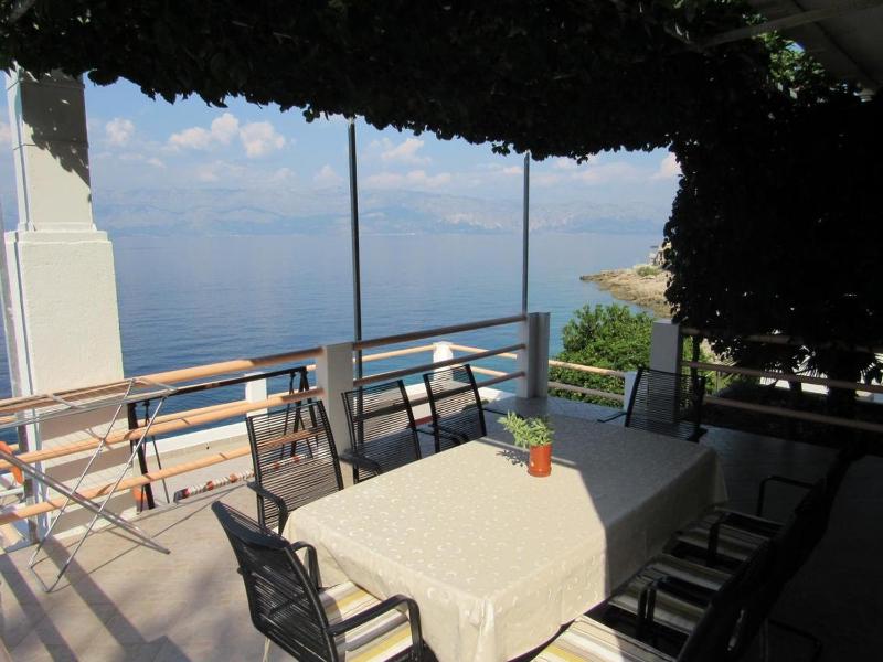 Three-Bedroom Holiday Home  image 3