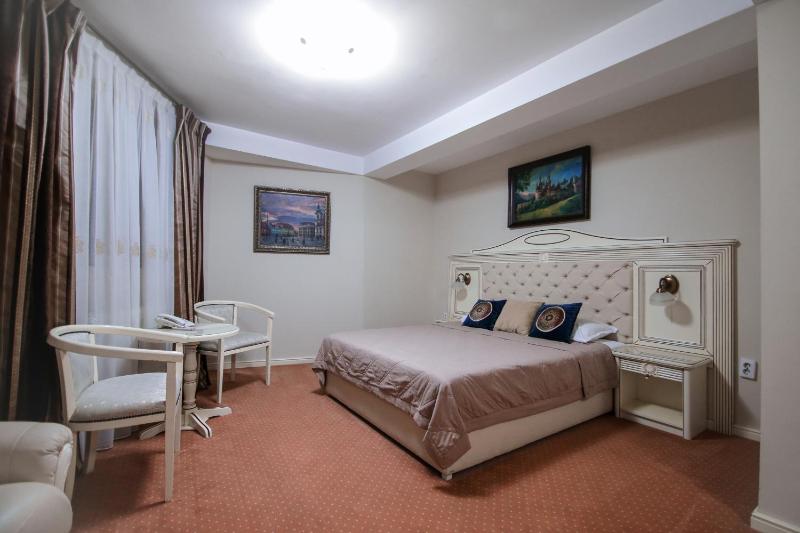 Hotel Royal Craiova - image 43