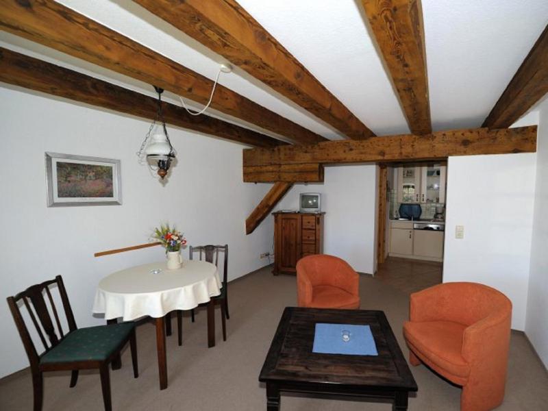 Apartment image 3