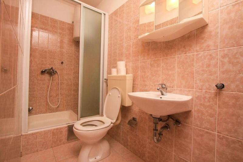 Apartment with Sea View image 2