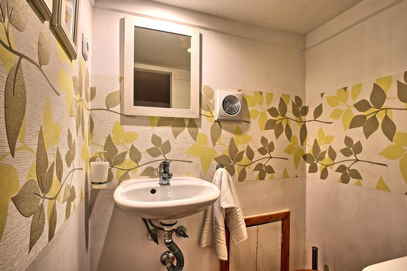 Three-Bedroom Apartment image 3