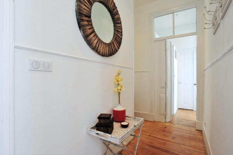 Three-Bedroom Apartment with Balcony and River View - 2nd Floor image 3