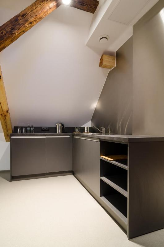 Apartment (4 Adults) image 3