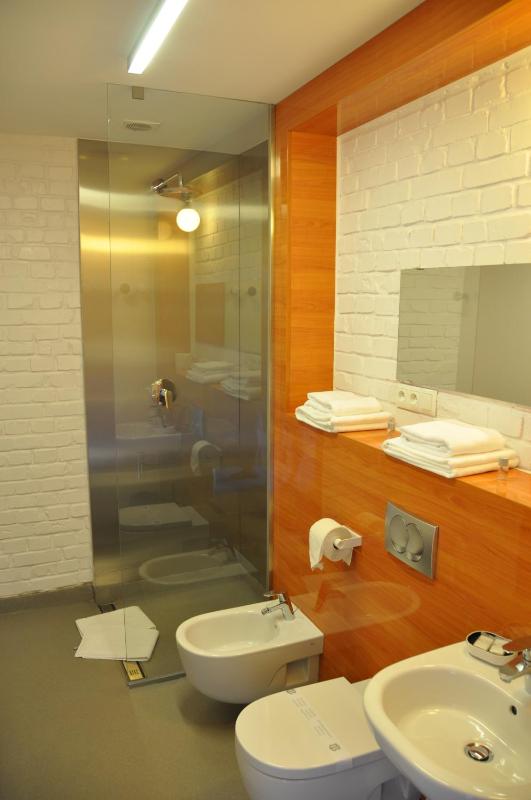Apartment (3 Adults) image 2