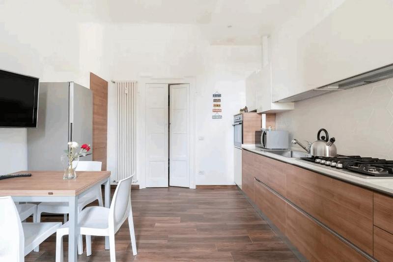 GuestHost - Isola View Renovated Apartment - image 7