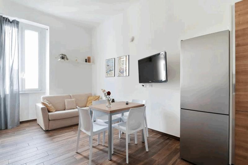 GuestHost - Isola View Renovated Apartment - image 9